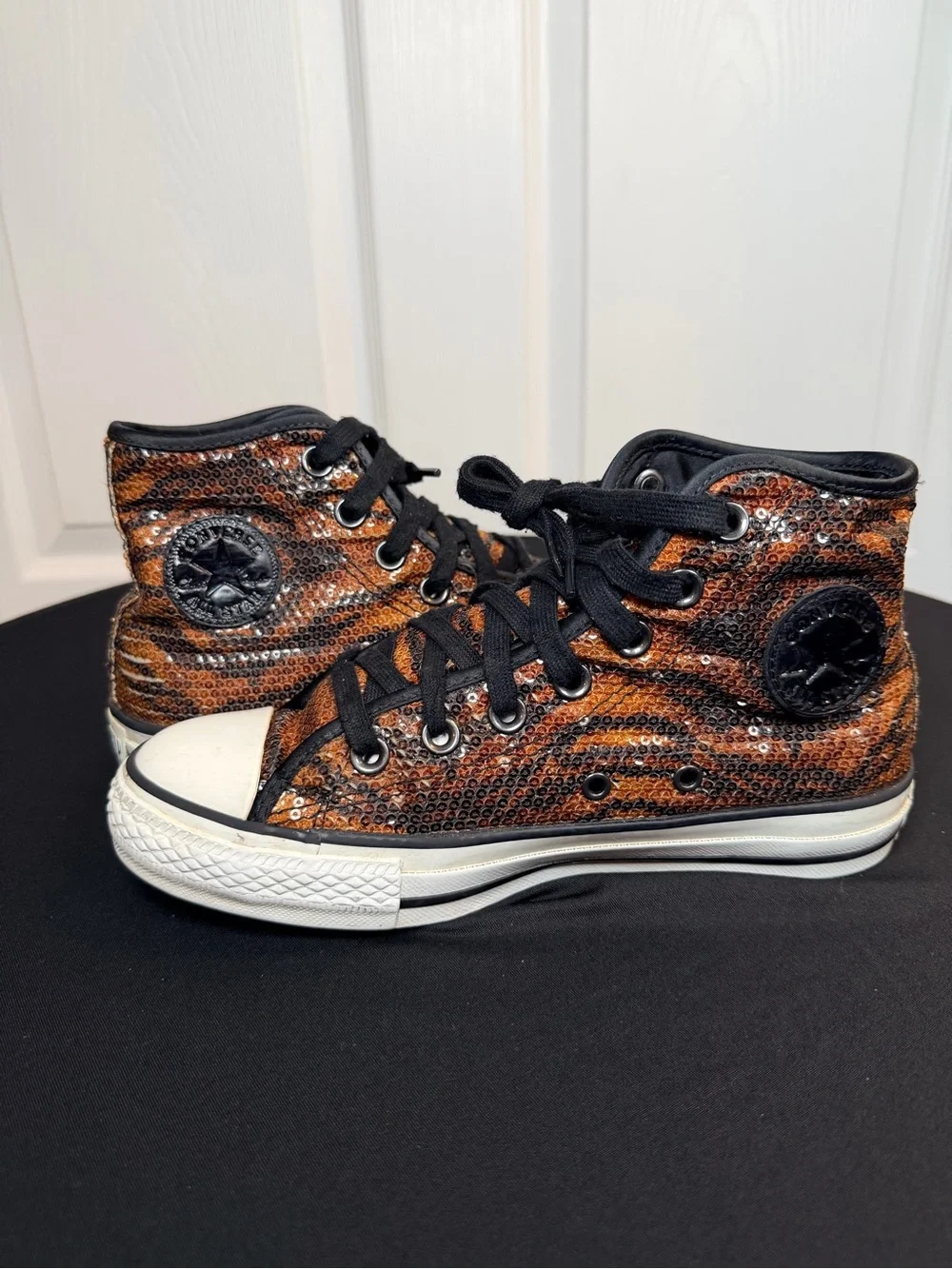 Converse sparkling sequin